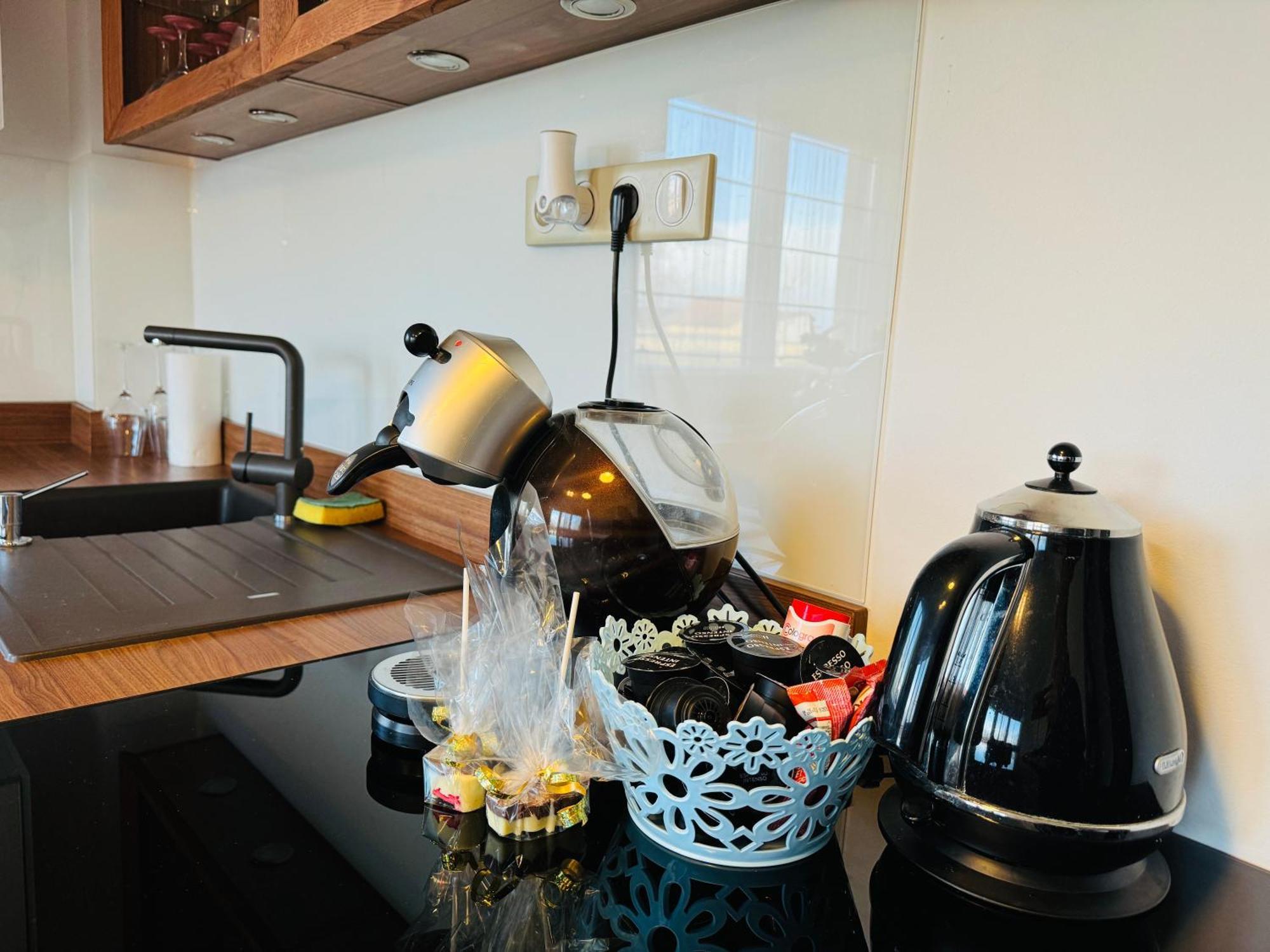 Apartment B13